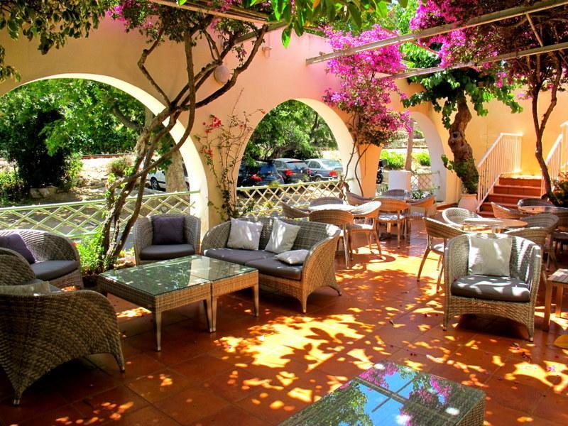 Hotel De La Plage Santa Vittoria Algajola  Exteriör bild